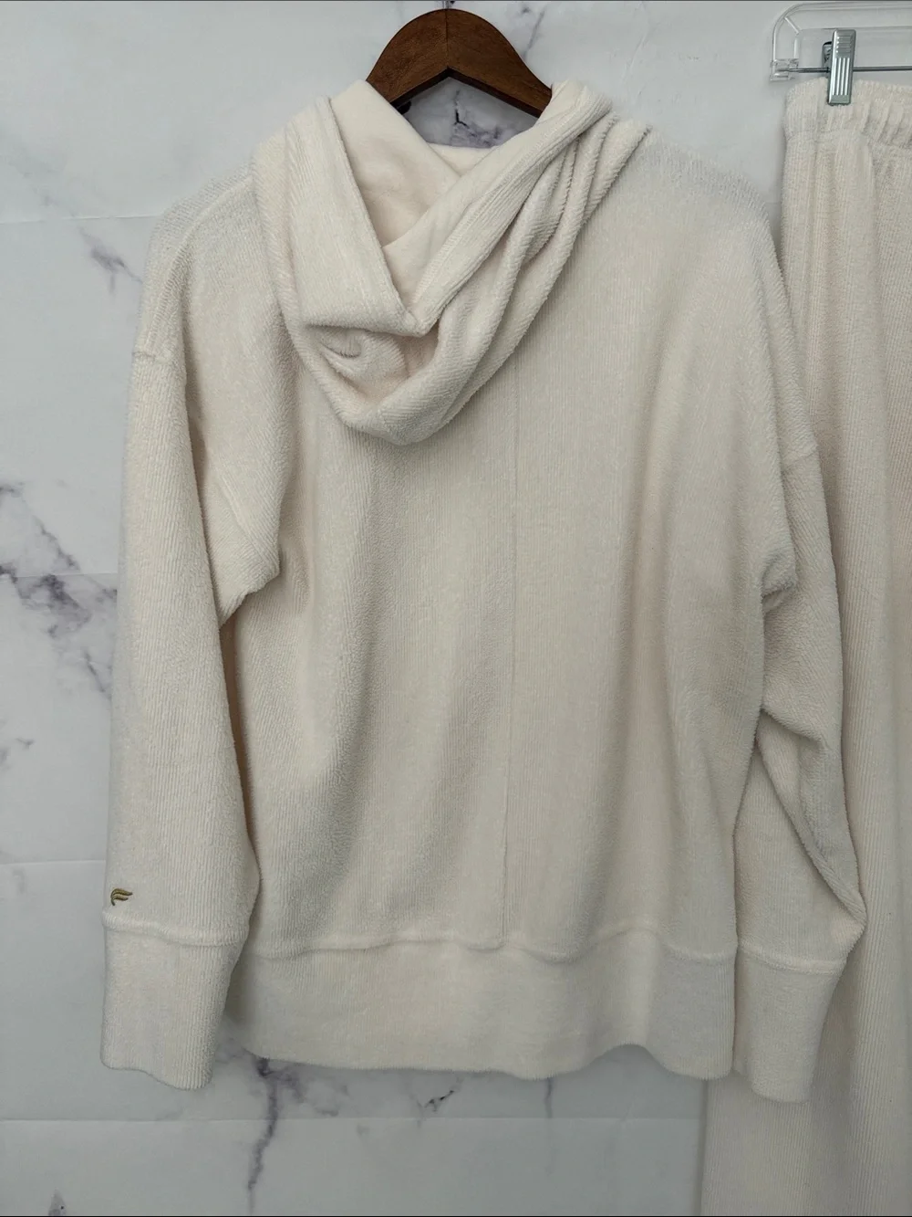 FABLETICS Ribbed Fuzzy Tracksuit Hoodie Jogger Set Ivory Size Small - Picture 8 of 13